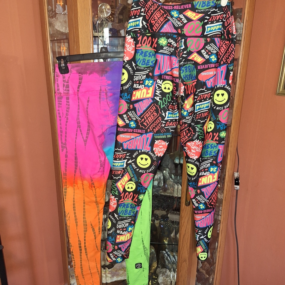 Zumba Fitness Kids Neon Graphic Leggings - Pink, Orange, Blue, Green - Picture 10 of 16